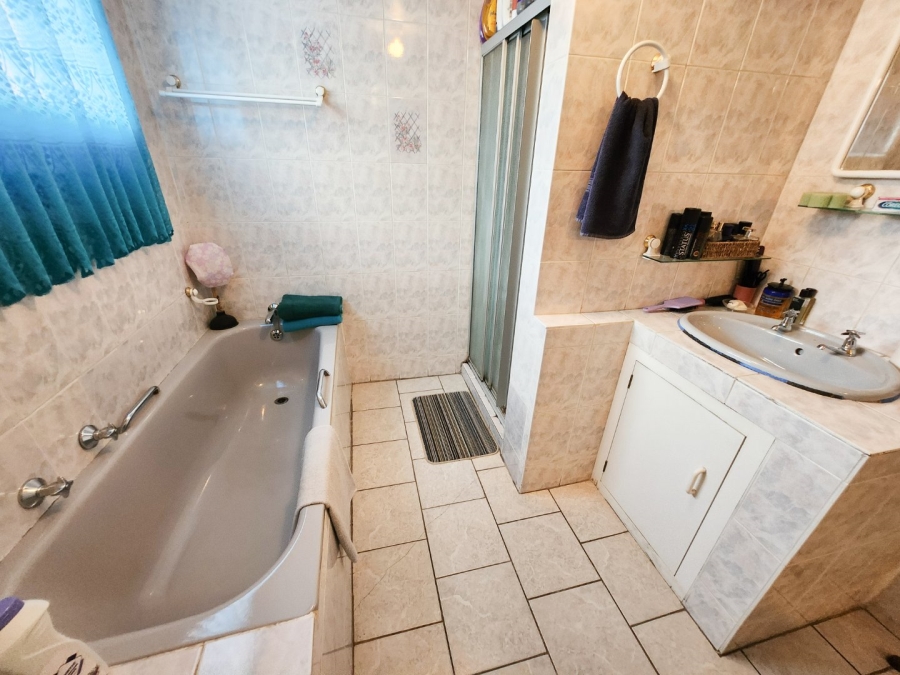 3 Bedroom Property for Sale in Stilfontein Ext 4 North West